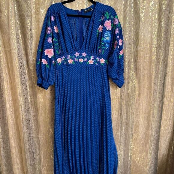 ASOS Design Royal Blue Textured Floral Embroidered Midi Dress Size 8 - Picture 1 of 9